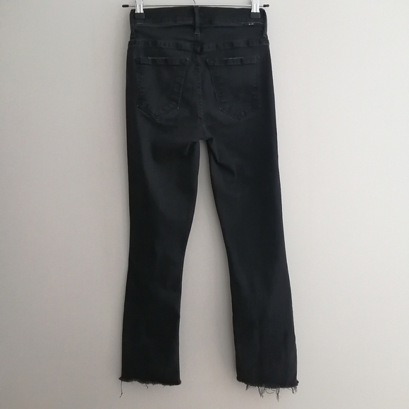 Mother Insider Crop Step Fray Hem Jeans in Not Guilty Black 24 - Picture 4 of 16